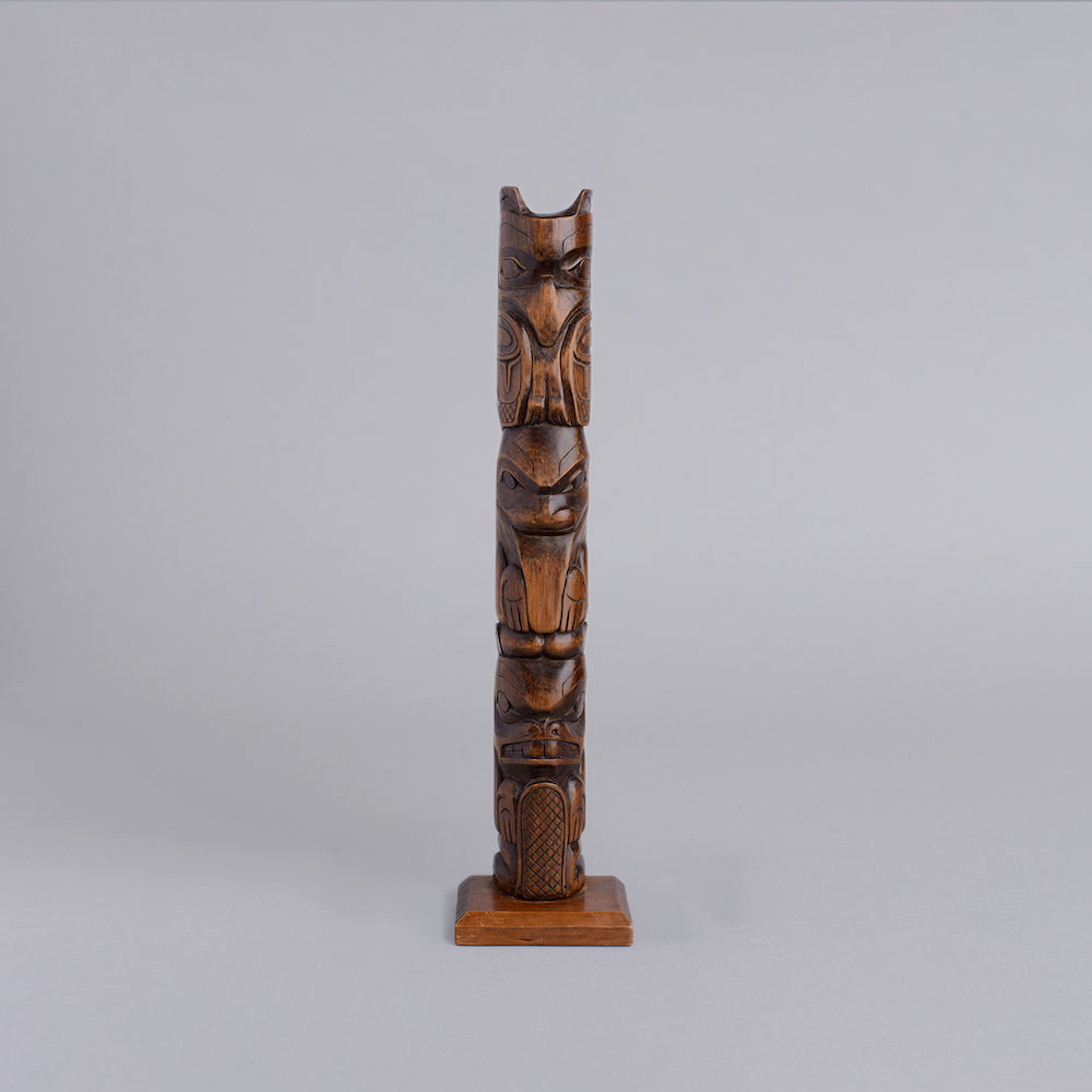 Model Totem Pole