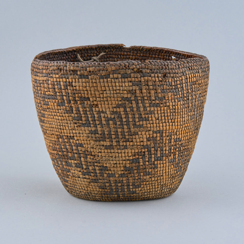 Imbricated Basket
