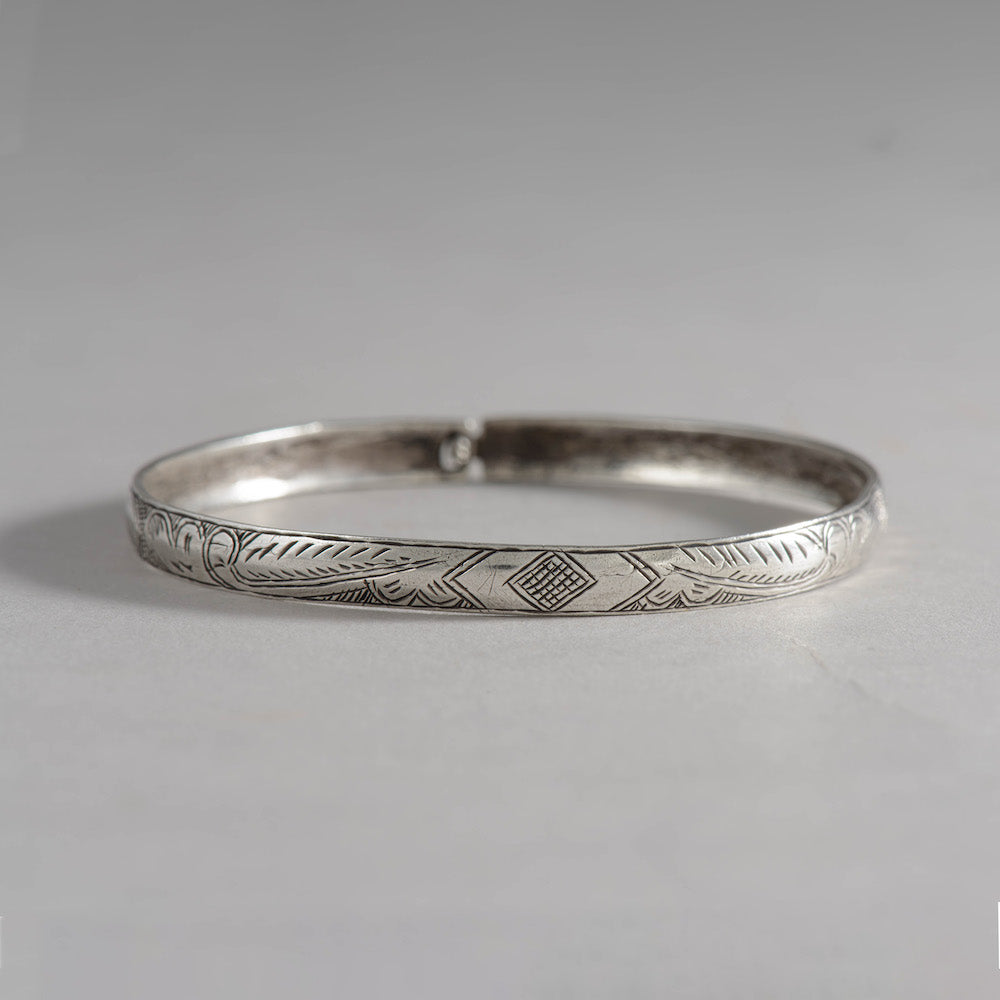 Historic Clasped Floral Bangle